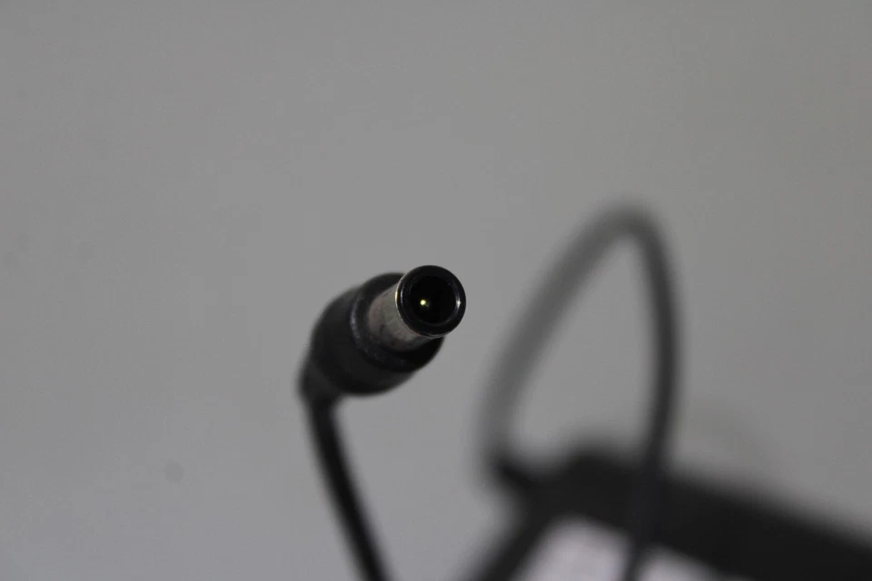 Samsung AC Adapter AD-3014STN 14V 2.14A 30W - Bild 4 von 4