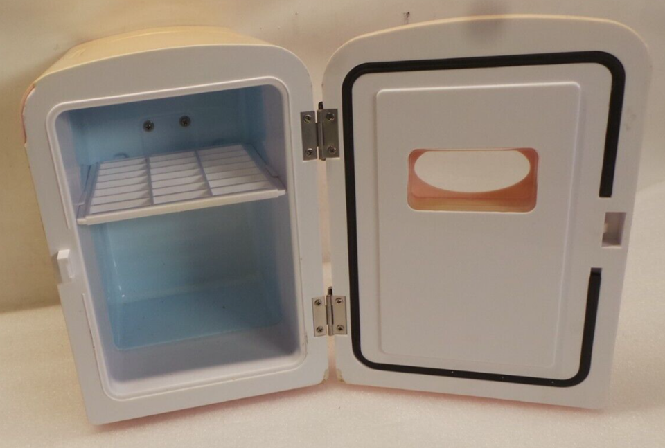 Koolatron 6 Can AC/DC Retro Mini Cooler Personal Mini Fridge ...