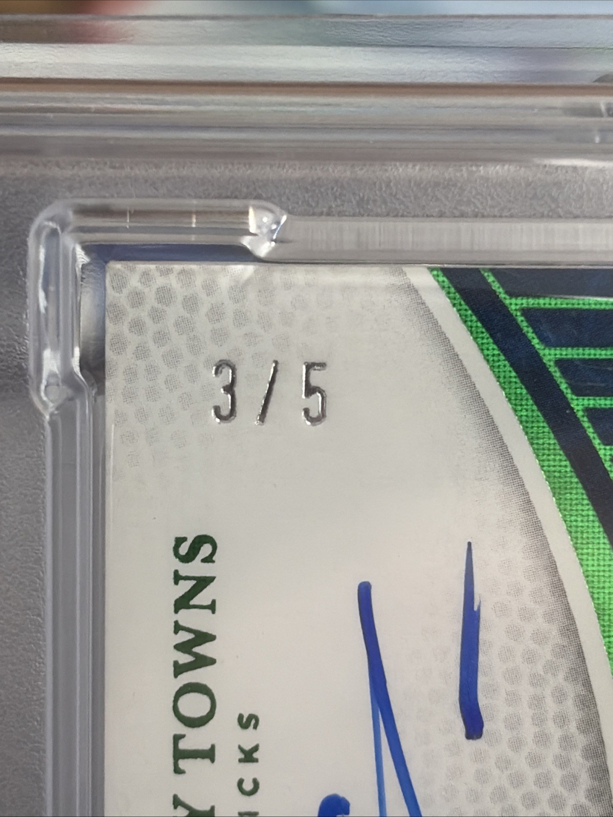 2024-25 Panini Immaculate KARL-ANTHONY TOWNS Signatures Green /5 PSA 8 Auto #IMS view 3