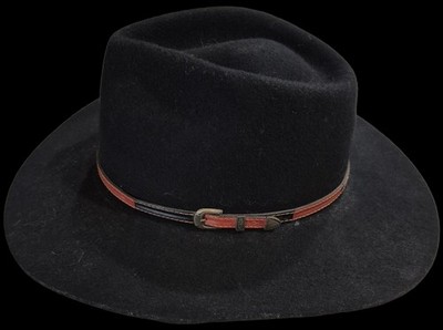 Vintage Black Felt Cowboy Hat with Black Material Leather Look Alike Band Vintage Wrangler 4X Beaver Black Felt Cowboy Hat 7 3/8 Made  main image 3