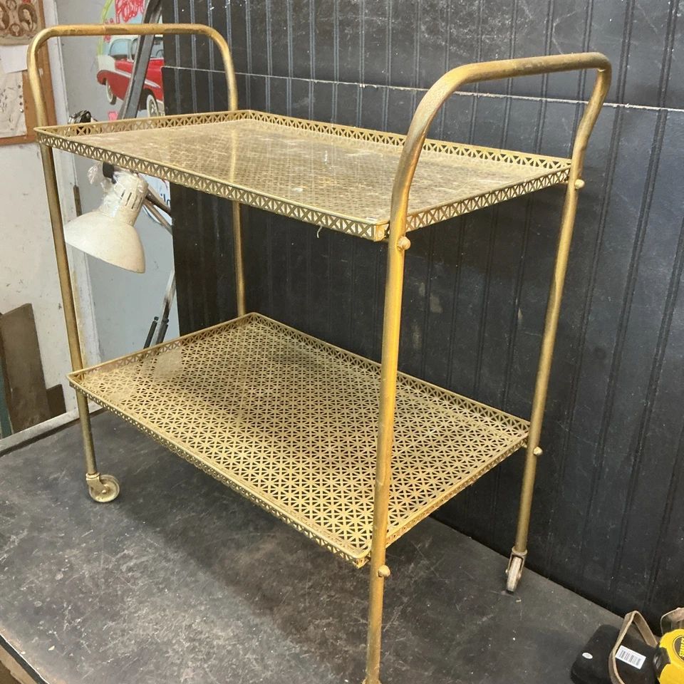 Carro con barra enrollable vintage moderno de mediados de siglo dorado de aluminio con bandeja Foto 2 de 4