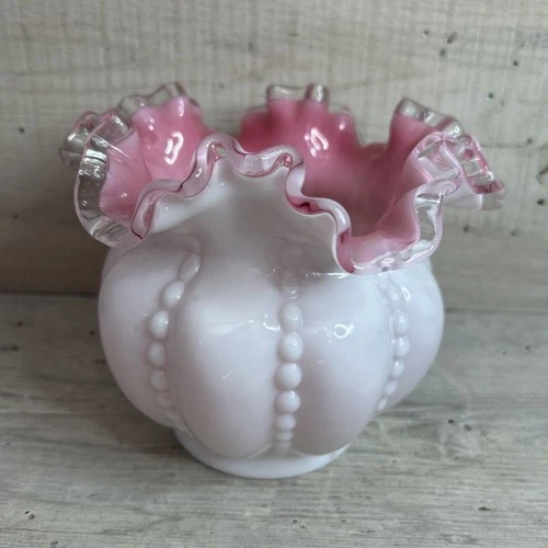 Vtg Fenton USA Art Glass Vase Beaded Melon Pink White Ruffled Rim 5 1/2” Tall