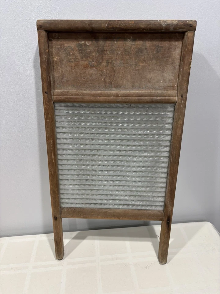 De colección Columbus Washboard Co. Ohio Pequeño Tamaño Familiar Vidrio Pesado No. 2282 Foto 2 de 4