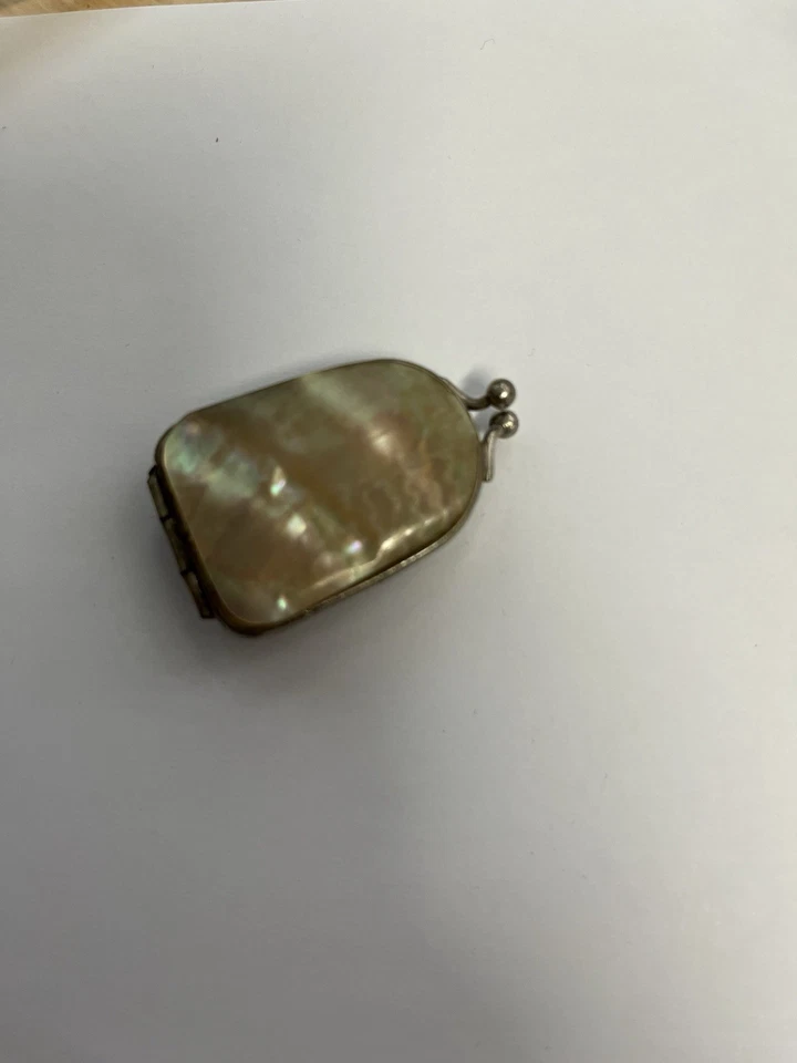 Ancien Porte Monnaie en Nacre - Photo 4/4