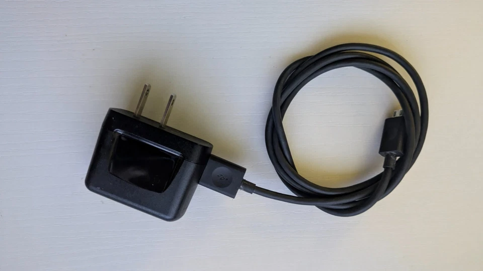 💎 Genuine Motorola USB Wall Adapter Travel Charger - Model: SPN5504A 💎 - Image 3 of 3