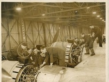 SHORT STIRLING ENGINE - Original Aircraft photo