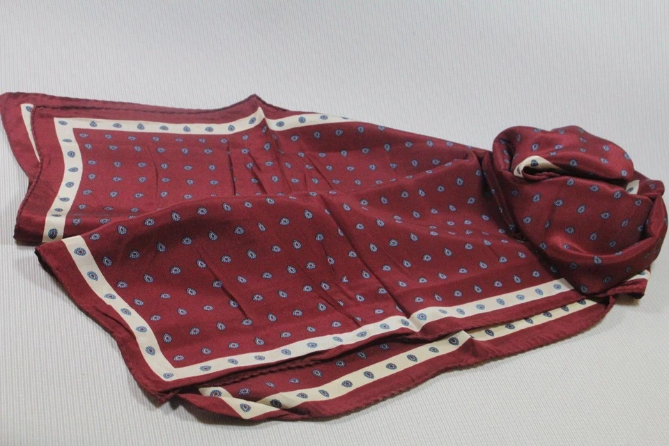 STRUKTON Hombre Pañuelo Seda 62"x14 1/2" Hecho en Italia Foto 2 de 4