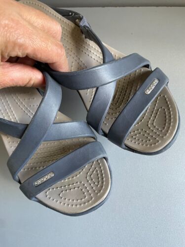 Crocs Chipre gris/beige tacón mulas W7 Reino Unido 5 euros 37-38 - Imagen 3 de 17
