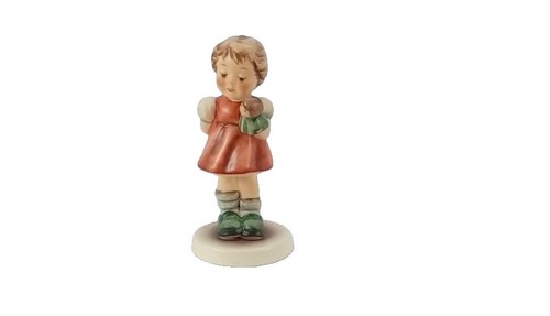 Goebel Hummel “Little Helper” #73 Figurine TMK-5 W. Germany
