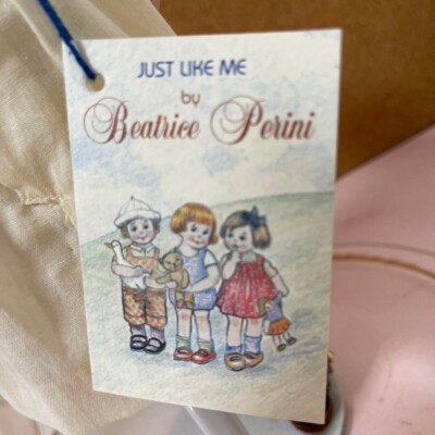 Beatrice Perini Just Like Me 人形 ガラスドーム付き Beatrice Perini Just Like Me Doll with Glass Dome #QOIVED Free