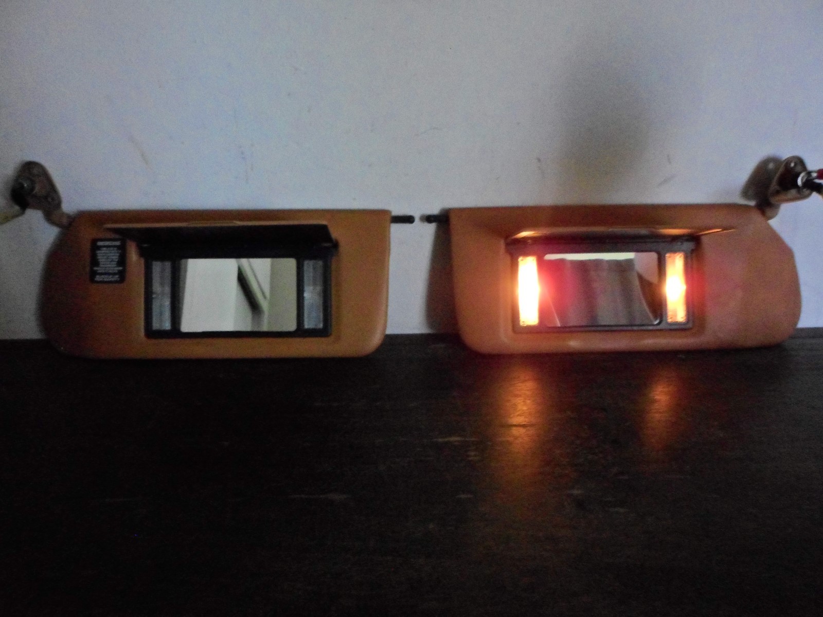 1989 1990 1991 89 90 91 Chrysler TC Maserati - Sun Visor Pair **BOTH LIGHT UP**