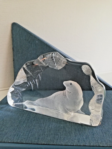 Royal Krona Seal "Iceberg" Lead Crystal Glass Sculpture. M Jonasson Signed C1974 - Picture 2 of 13