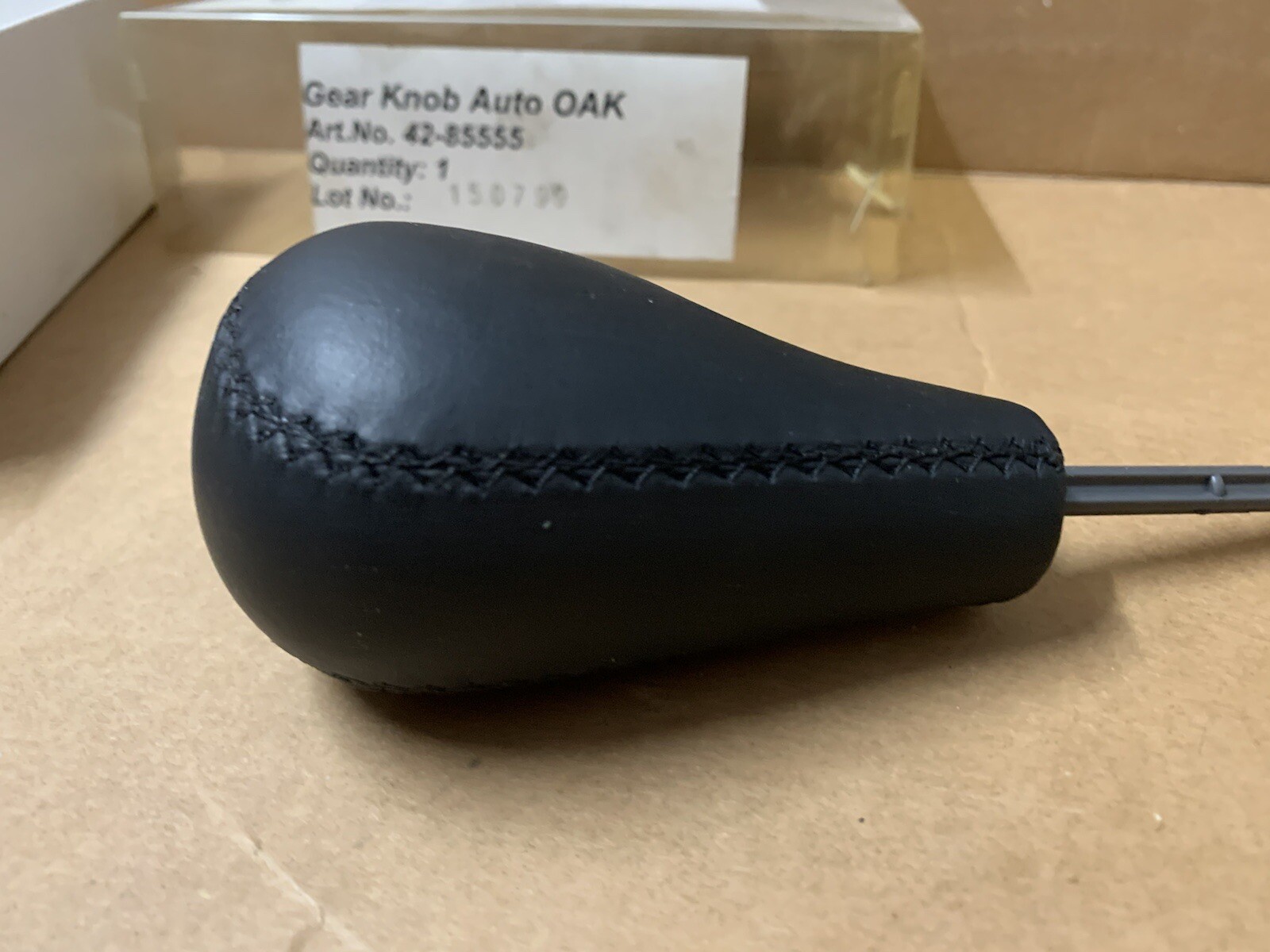 Aston Martin G/KNOB-AUTO OAK SHIFTER  GEAR KNOB 42-85555
