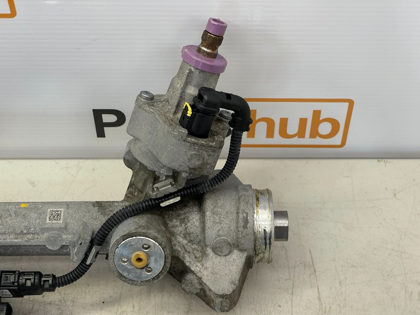 2014-2019 BMW I8 OEM Electric Power Steering Gear Rack Assembly 6873659