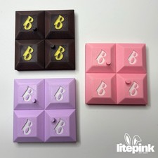 Bratz Doll Stand - Chocolate Bar - Brown, Pink, or Lilac - litepink