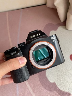 Sony Alpha a7 ILCE-7 24.3MP Mirrorless Full Frame Digital Camera only Body95%new