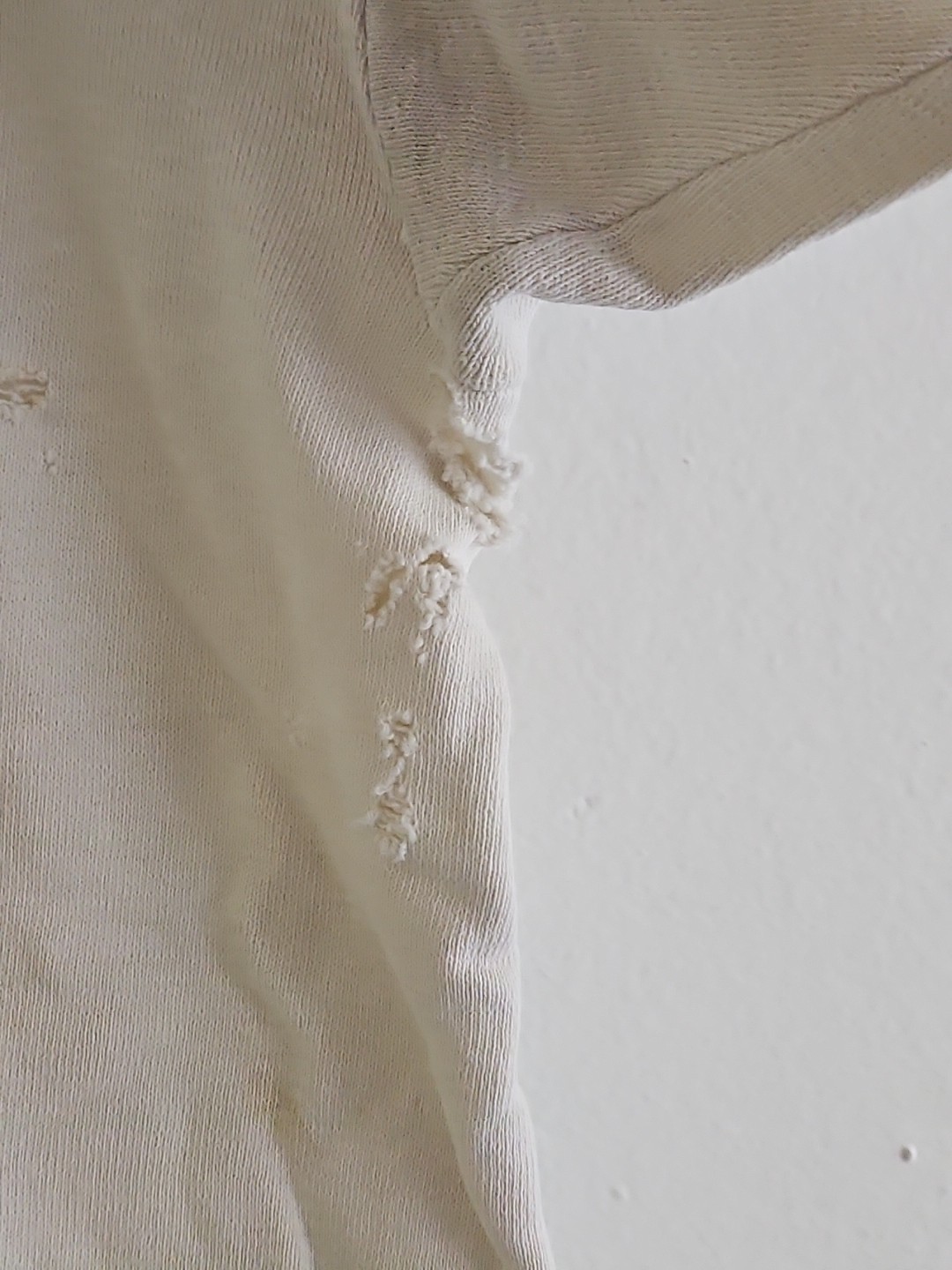 True Vtg 60s Thrashed Sweatshirt Blank White USA Crew Neck Distressed