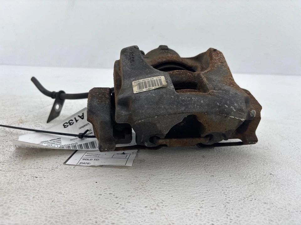 Pinza de freno delantera derecha pasajero Ford Fusion 2013-2020 2,0 L tracción trasera Foto 2 de 4