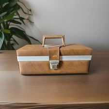 Savoy Vinyl 30 Cassette Carrying Case w Handle  Metal Closure Brown Vintage