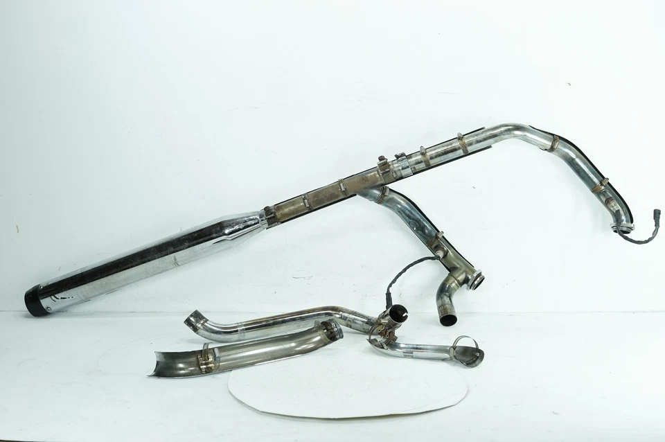 Harley Touring Street Glide 2008 FLHX fabricante de equipos originales tubos de escape silenciador agrietado Foto 3 de 4