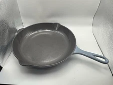 Le Creuset Cast Iron Enamel 10.5" Skillet 26 Vintage Sky Blue Made in France