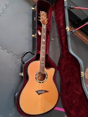 Dean Acoustic Artist CSE 1990s With Electronics and Case