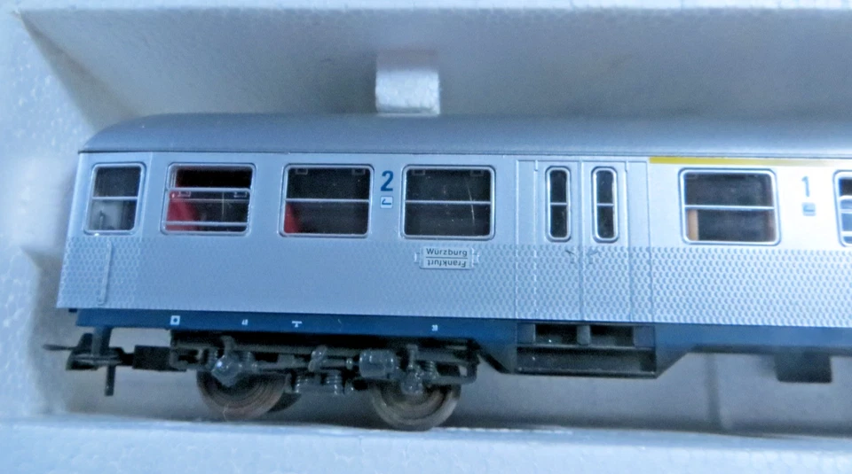 Roco H0 4265S 44220A Personenwagen 1. / 2. Kl. Silberling der DB makellos in OVP - Bild 4 von 4