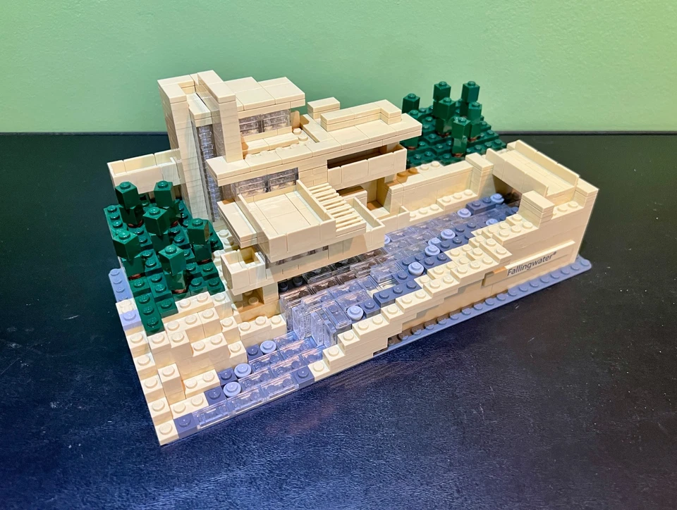 LEGO 21005 - Arquitectura - FALLINGWATER Frank Lloyd Wright *Retirado* - USADO Foto 3 de 4
