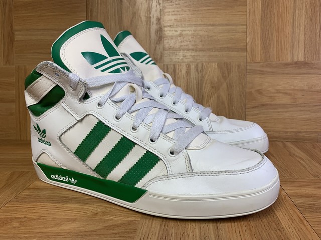 forest green basketball shoes