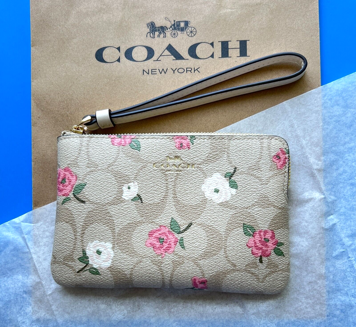 長財布 [COACH] Corner Zip Wristlet Signature Canvas Floral Print Coach Corner Zip Wristlet In Signature Canvas With Jumbo
