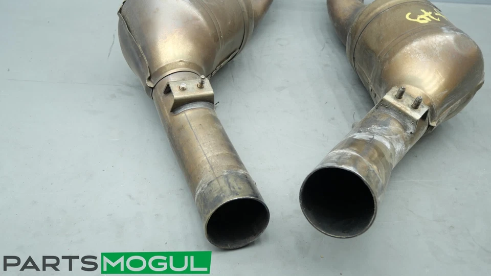 Juego de pares de colectores de escape central izquierdo/derecho Maser GHIBLI S 2018 670003849 OEM Foto 3 de 4