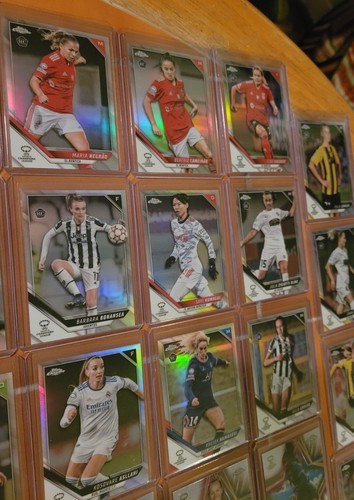 2022 Topps Chrome Women's UEFA Card Lot Base, Refractor, Future Stars, Soccer - Picture 5 of 14