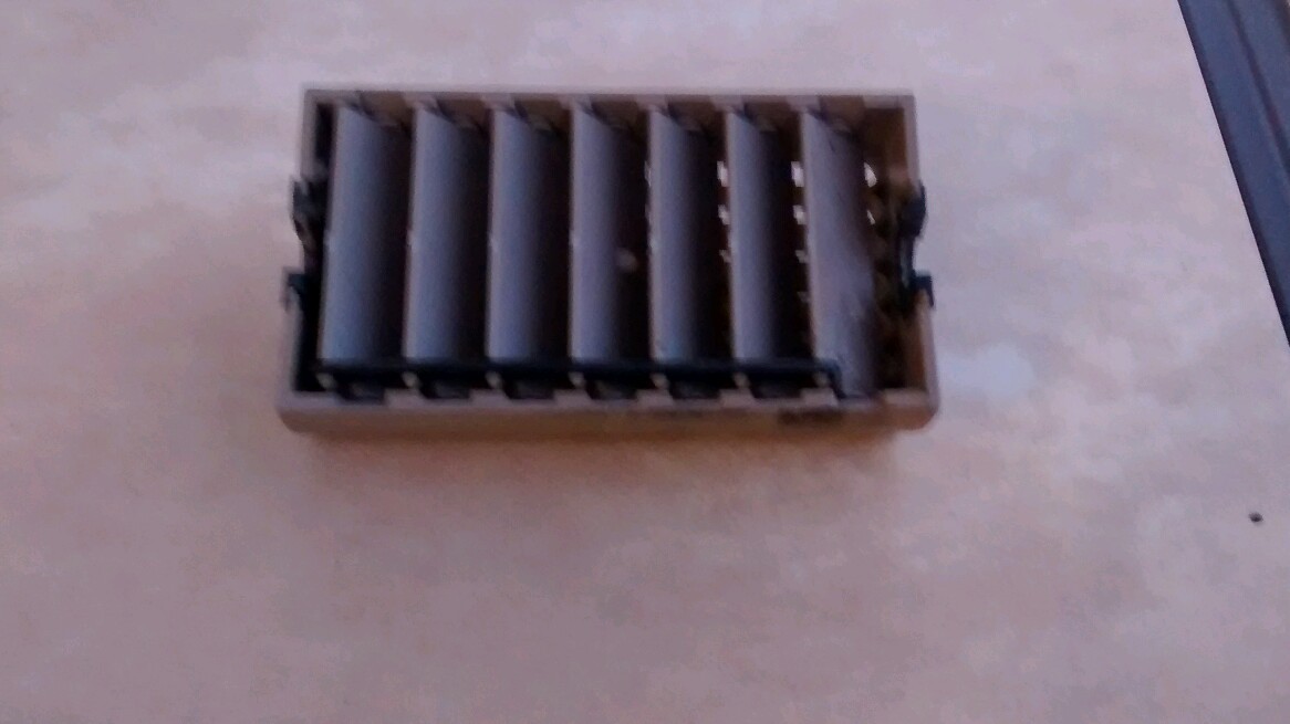 94-04 FORD MUSTANG Center left right Dash Vent A/C Heater Air Outlet  TAN