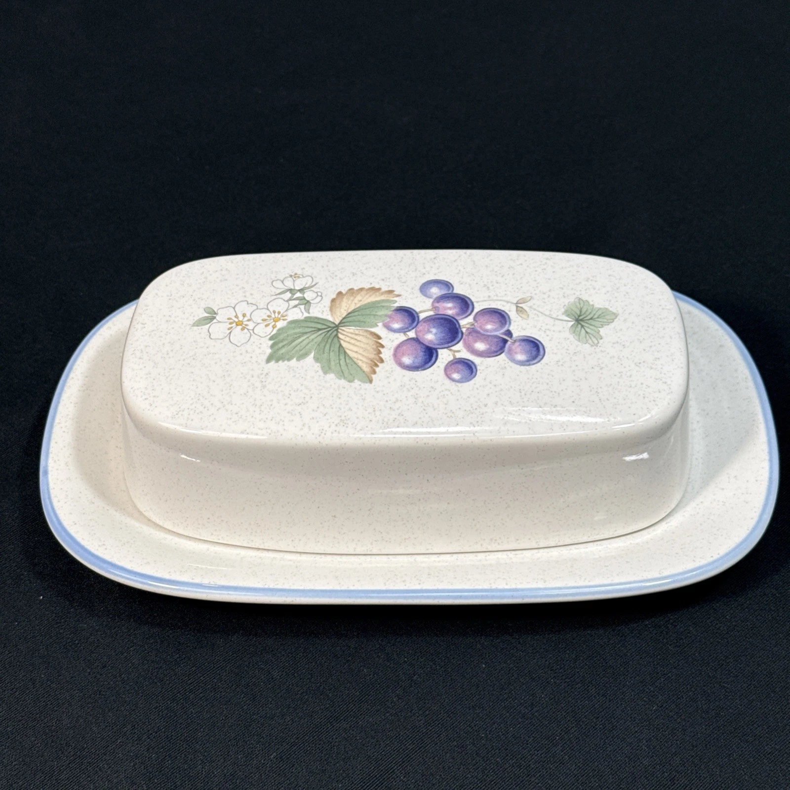 SAVOIR VIVRE LUSCIOUS JJ017 COVERED BUTTER DISH New Condition Fruit MCM