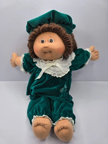 VTG 1985 Cabbage Patch Doll Brown Hair/Brown Eyes W/Green Velvet Dress