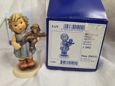 Hummel Figurine ''MONKEY BUSINESS'' HUM #2069/A TKM8 Goebel Germany NIB