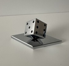 Briefbeschwerer W&uuml;rfel silberfarben aus Metal Chrome B&uuml;roartikel 334g