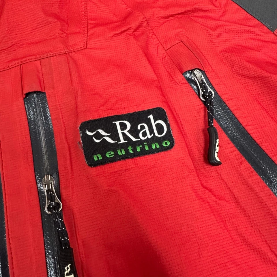 Rab Neutrino Mens Waterproof Technical eVent Jacket Walking Hiking Medium - Image 4 of 4