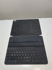 Apple A2039 iPad Pro Smart Keyboard Folio. TESTED WORKING GOOD