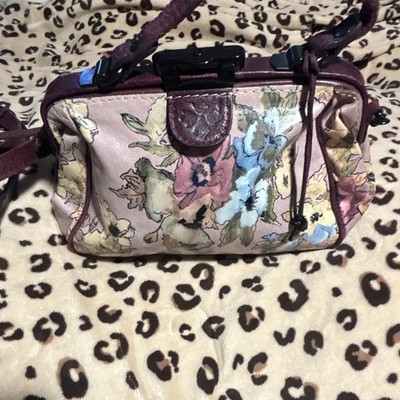 Patricia Nash floral Crossbody in a beautiful dark leather trim