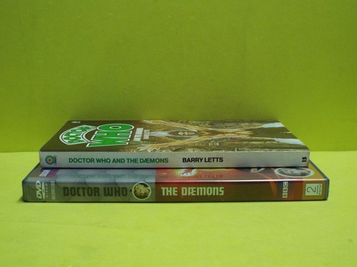 Doctor Who Third Doctor Target Book and DVD Bundle - Picture 11 of 41