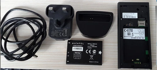 Unlocked Alcatel Y800 4G LTE FDD Mobile WiFi Broadband Wireless Hotspot Router - Image 4 of 4