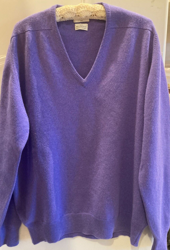 Scotch House 100% New Lambswool Purple V Pullover  M 50"  ABTUC