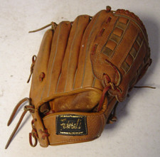 Vintage Federals Baseball Glove 3200 Professional Mitt RHT 10.5" Cowhide Leather