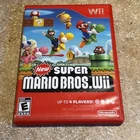 Nintendo New Super Mario Bros. Wii Nintendo Wii Multiplayer Game Case & Book