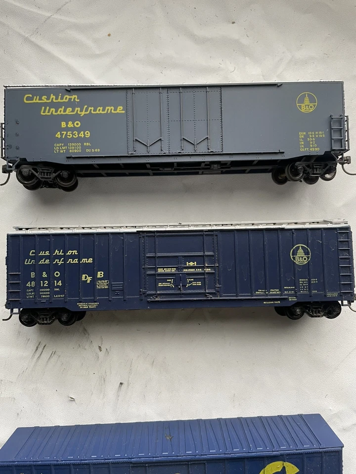ho scale lot of 4 B&O and C&O cars Cushion Underframes and hopper - Image 3 of 4
