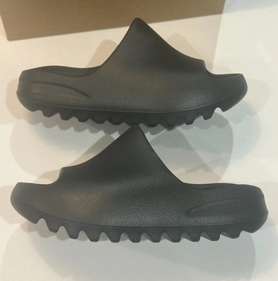 Adidas Yeezy Slide Dark Onyx Kids UK 1 EU 33 ID5104