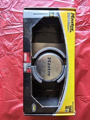 Master Lock M736XKAD Silver Steel Keyed Padlock Hardened Bolt 2 Keys 3/8''