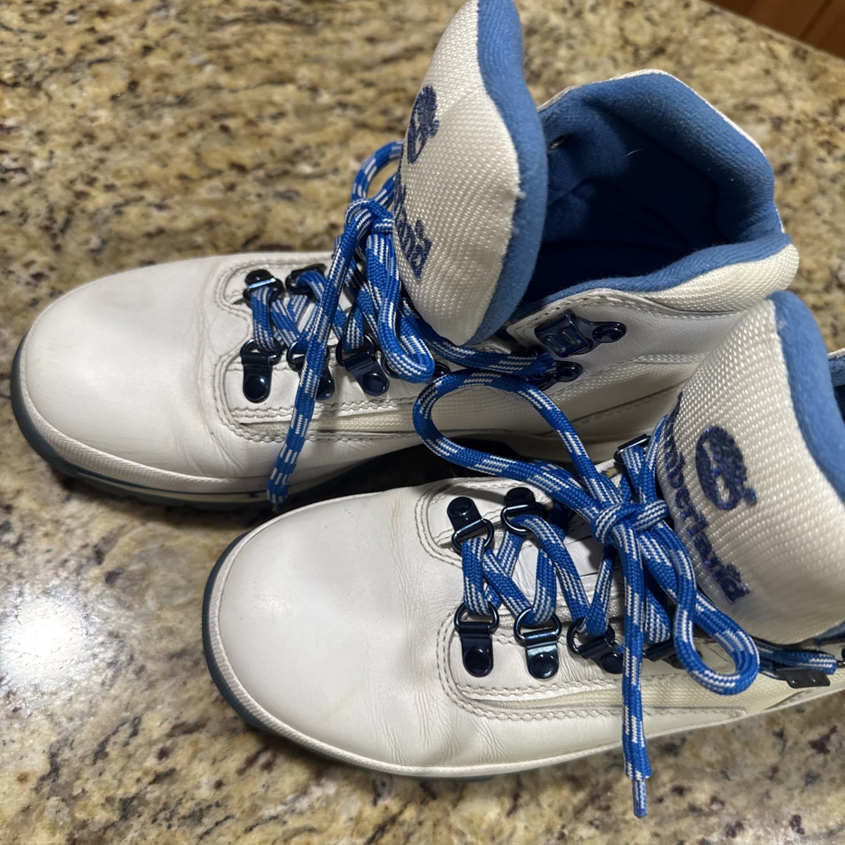 Timberland 85380 Womens White Size 7M Leather Hiker Hiking Boots