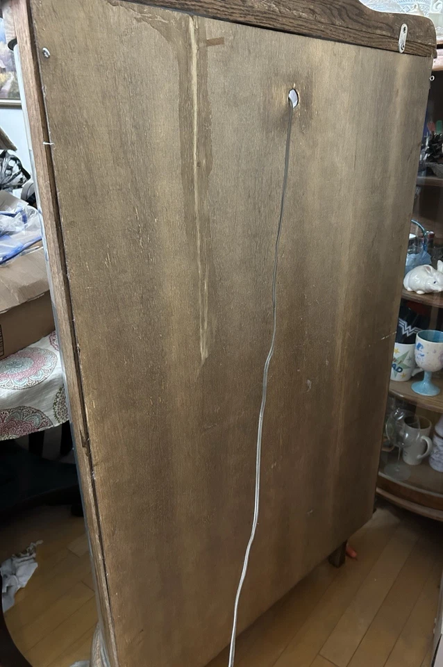 "Gabinete de curiosidades vintage de madera y vidrio curvo 60"" de alto 33,5 de ancho 3 estantes con luz" Foto 4 de 4